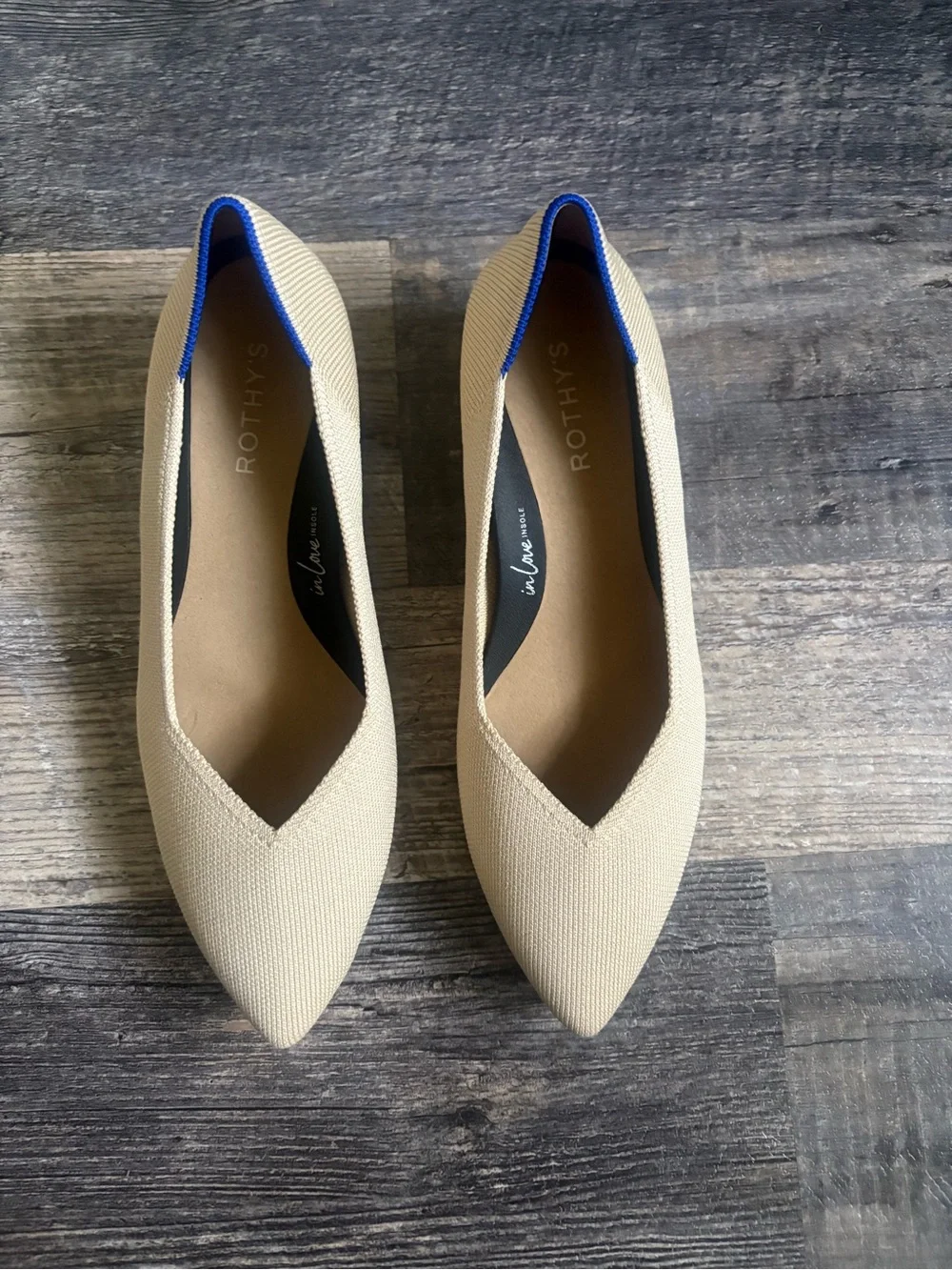 Rothy's Beige Pointed V-Cut Flats with Blue Trim